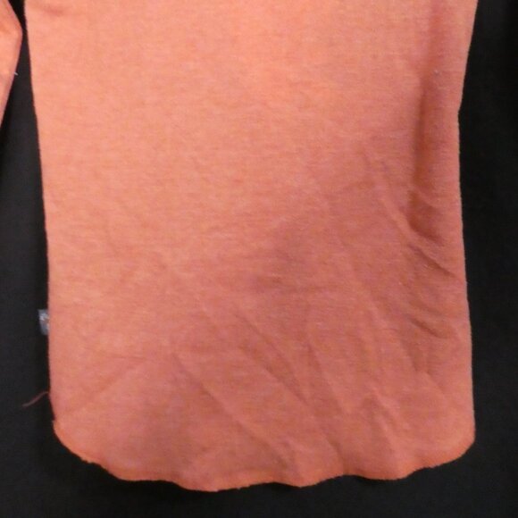 TNA | xs - extra small | Orange V-Neck Long Sleeve Top - Picture 13 of 14